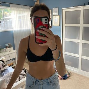 L space extra small black cross back top